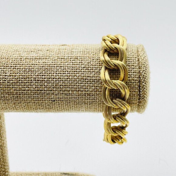 Avon Signed Double Link Chain Bracelet Gold Tone Classic Career Cosplay LARP - Picture 8 of 8